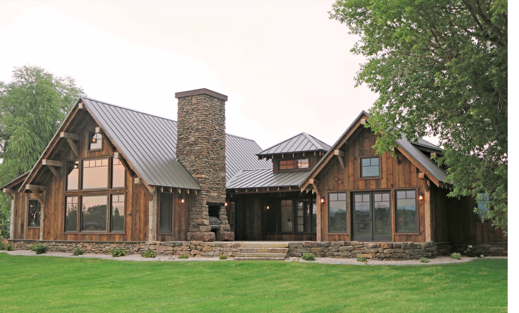 IRON MOUNTAINHOME – Heritage Woodworks